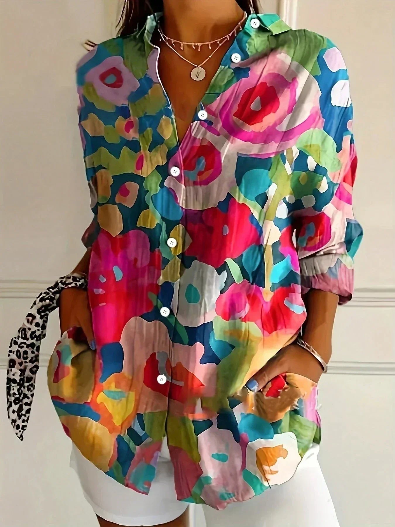 Blusa de mujer estampada en colores vivos, manga larga, casual y ligera para el verano