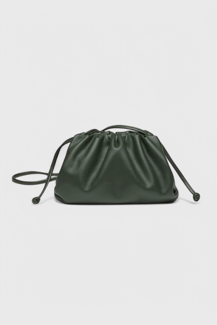 Bolso cruzado para mujer en burdeos, elegante y compacto, tipo pouch de cuero vegano