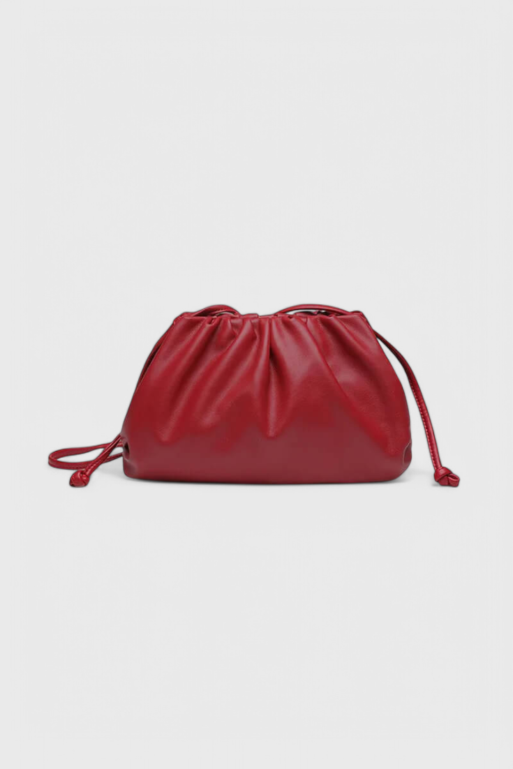 Bolso cruzado para mujer en burdeos, elegante y compacto, tipo pouch de cuero vegano