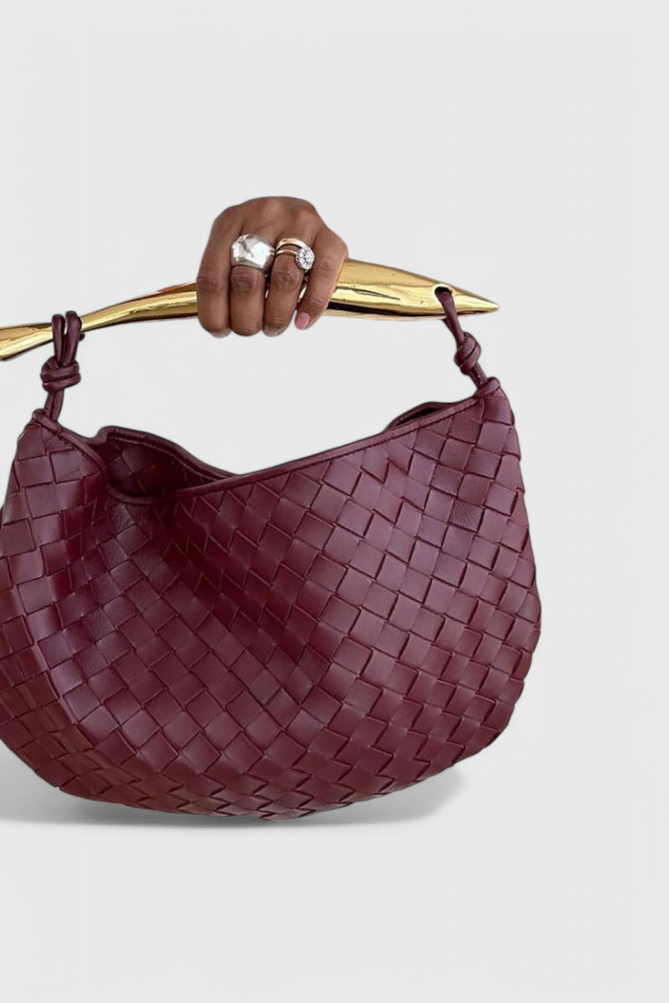 Bolso dorado elegante para mujer — mini bolso de lujo con asa metálica