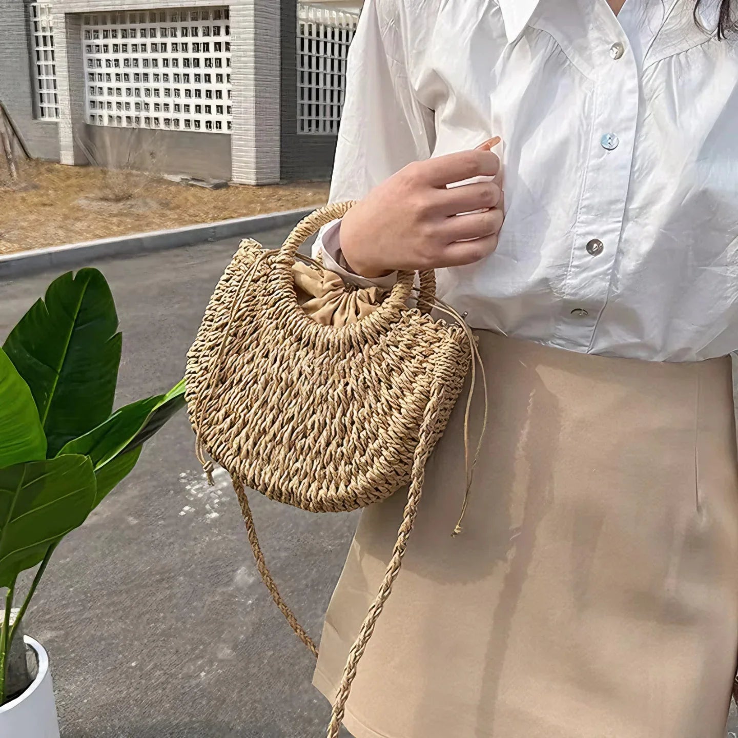 Bolso de Mujer Tejido Vintage con Asa Redonda – Estilo Natural y Elegante