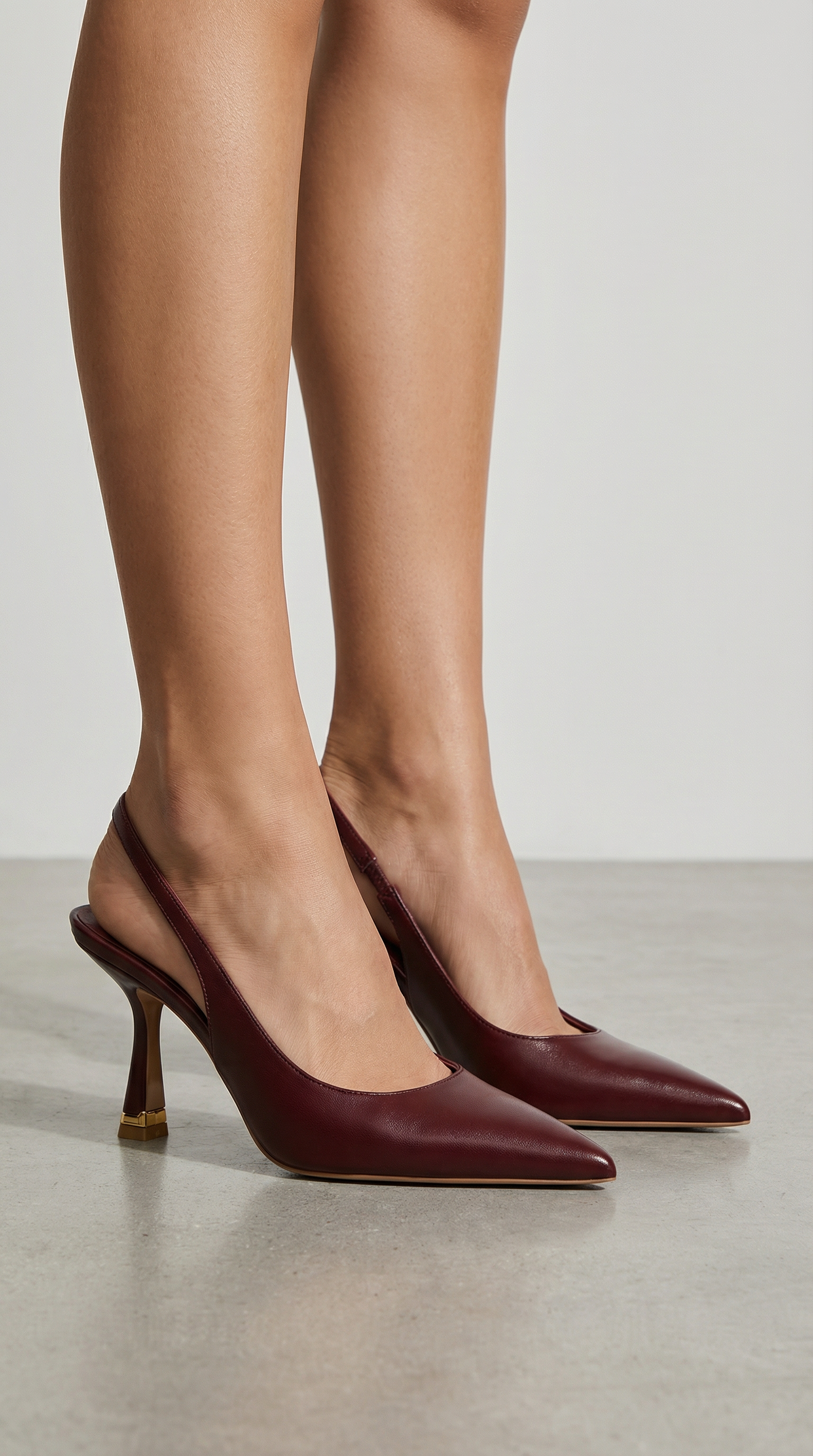 Zapatos de salón Nicole con talón abierto y diseño elegante