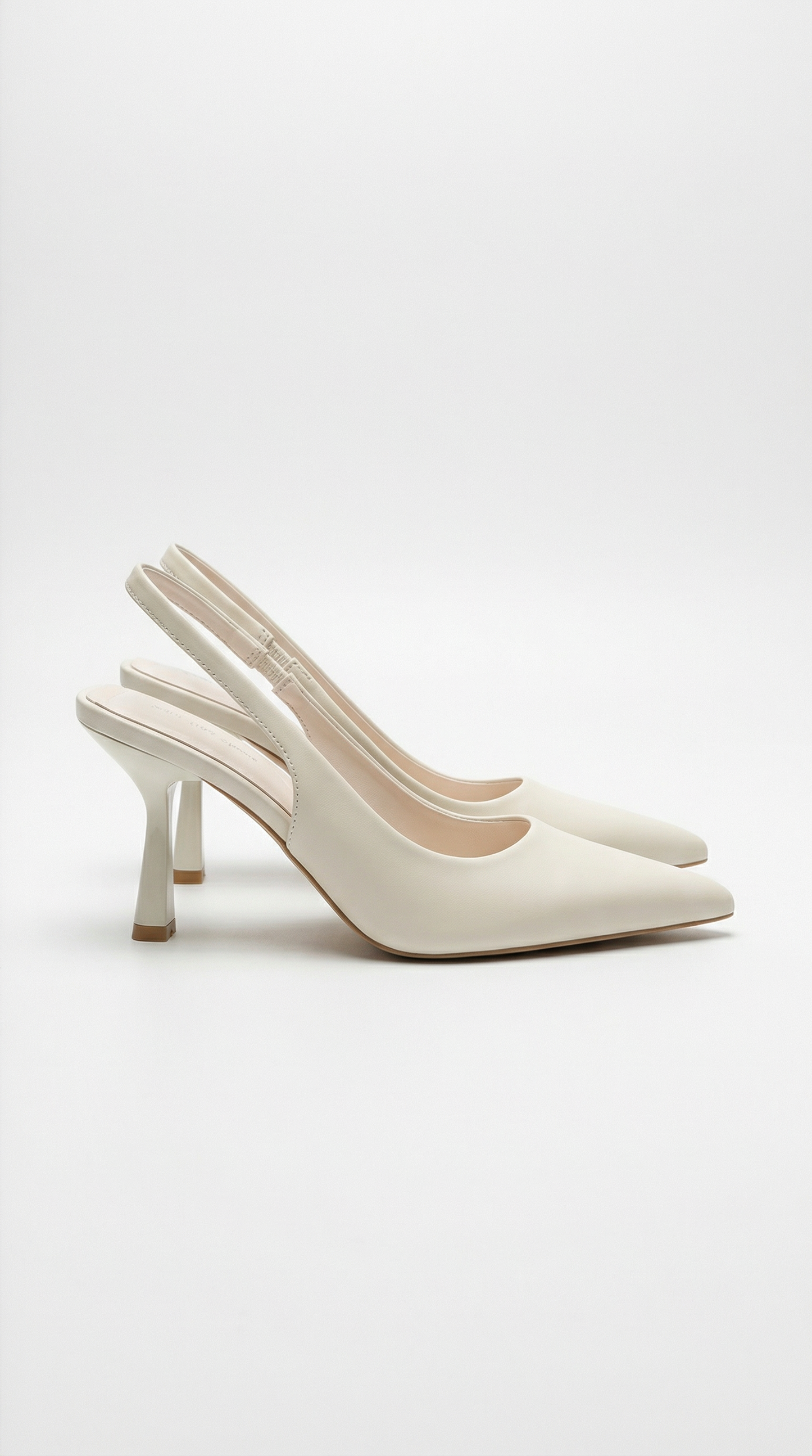 Zapatos de salón Nicole con talón abierto y diseño elegante
