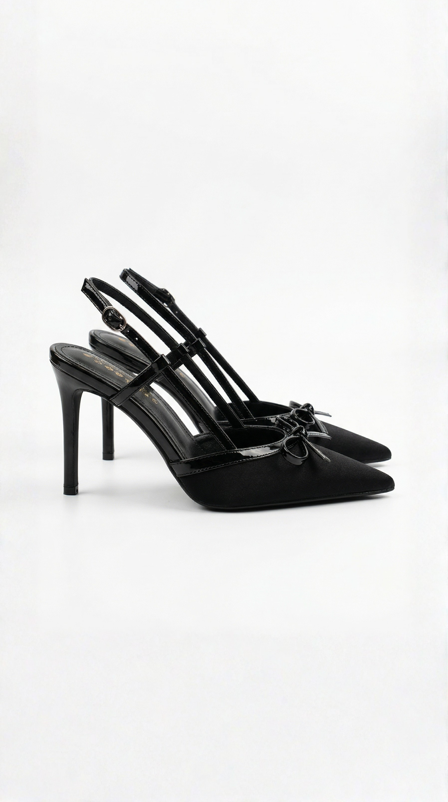 Zapatos de salón Rebecca en satén con lazo elegante