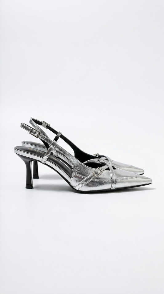 Tacones de Samantha con talón abierto y hebilla elegante