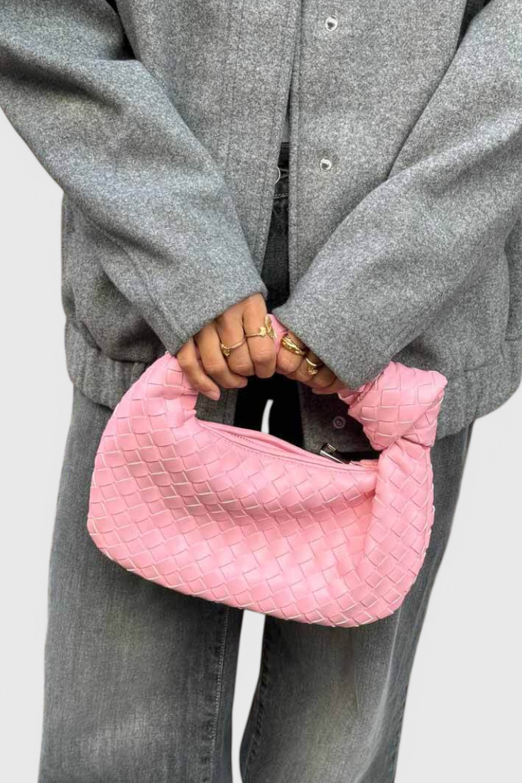Bolso Satchel Mini Rojo para Mujer – Tejido Elegante, Cuero Vegano y Diseño Compacto