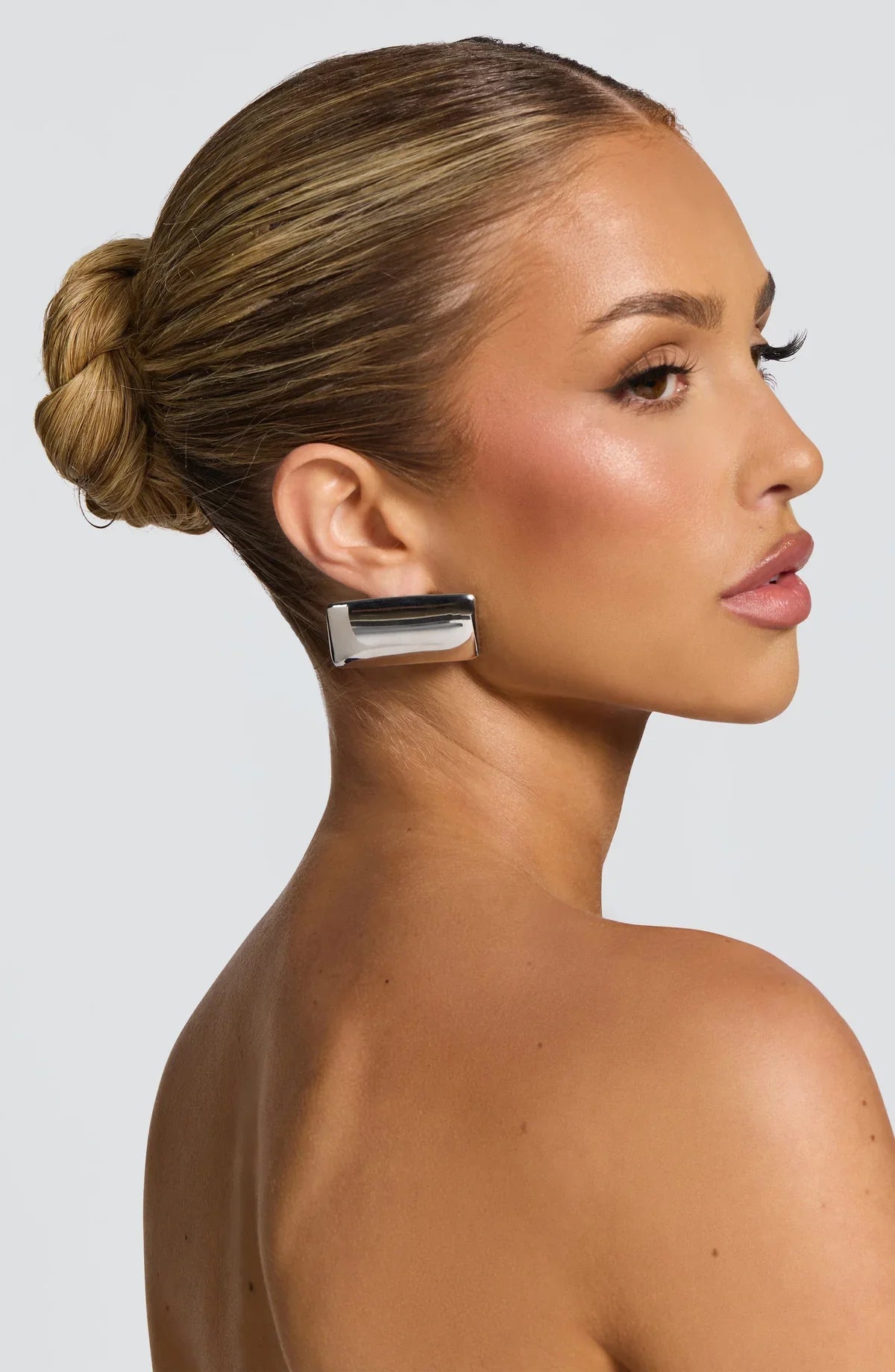 Vivi | Pendientes Dorados de Diseño